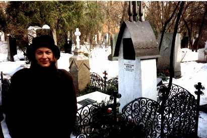 Sibylle devant la tombe de Tchechov